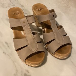 UGG Jennie Wedge Heels Sandals Soft Tan Leather Wood Platform Soles LIKE NEW 8